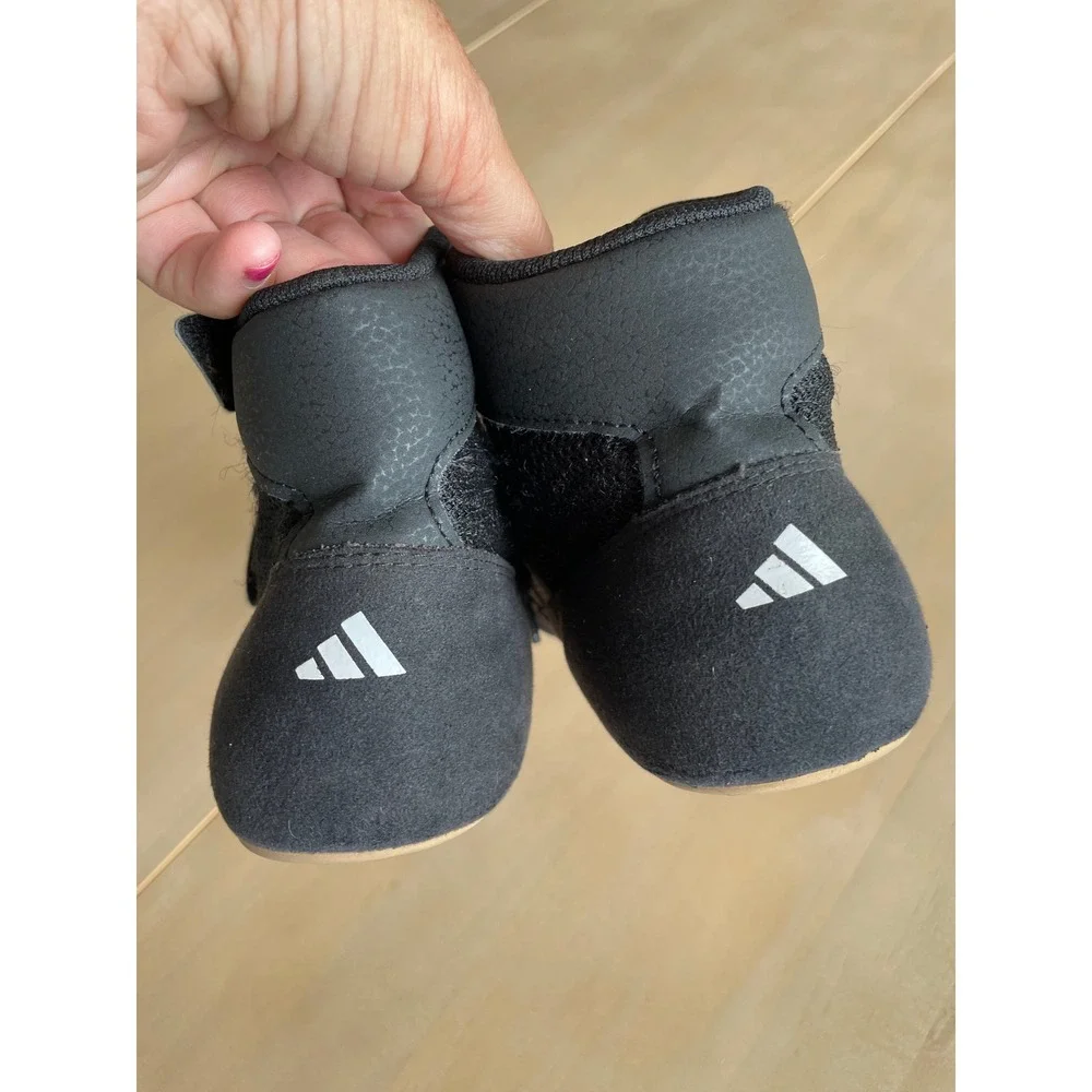 Adidas Black Wrestling Shoes High Top Lace Up Ankle Strap Mens Kids Youth US 5.5